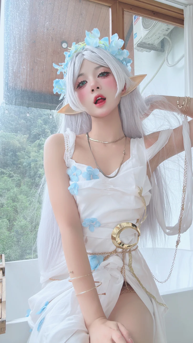 PoppaChan - Frieren Blue Valley Dress [78P,9V-1.34GB] tg@simisebaisi 【丝足阁】052.webp